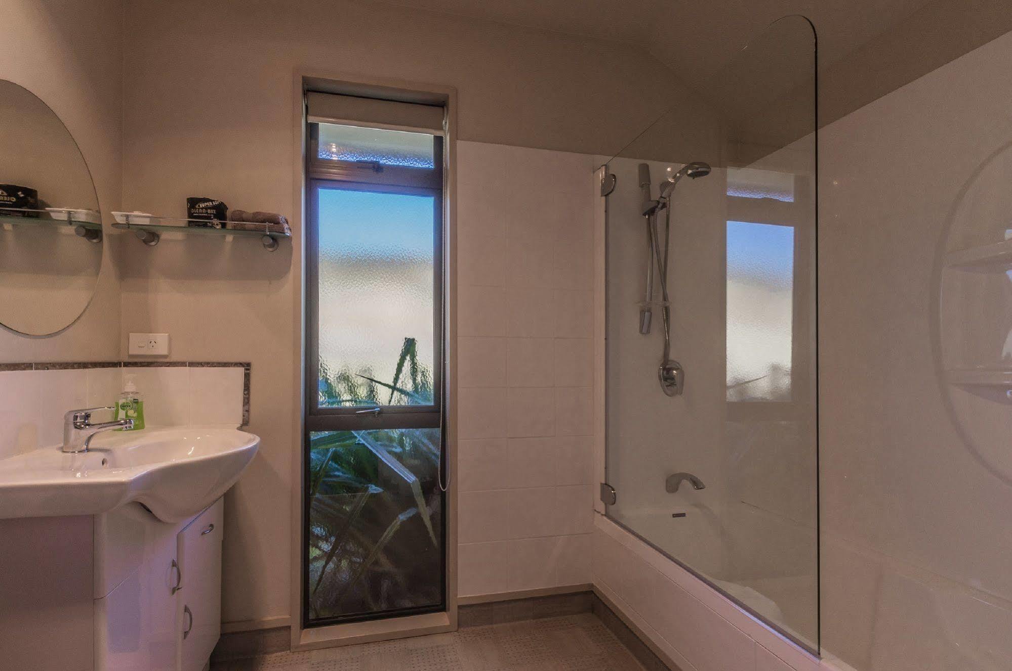 Loch Vista Bed & Breakfast テアナウ エクステリア 写真