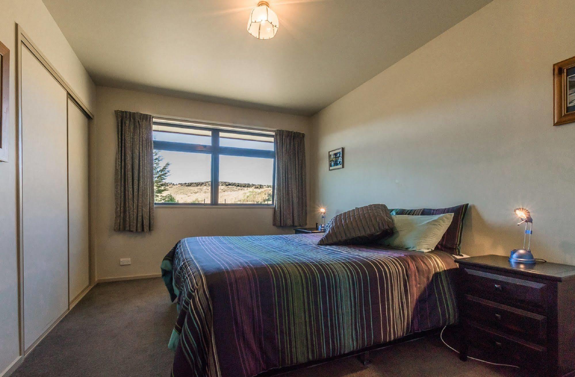 Loch Vista Bed & Breakfast テアナウ エクステリア 写真