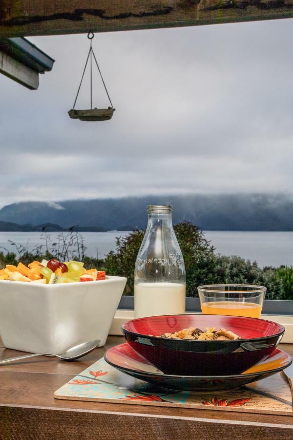 Loch Vista Bed & Breakfast テアナウ エクステリア 写真